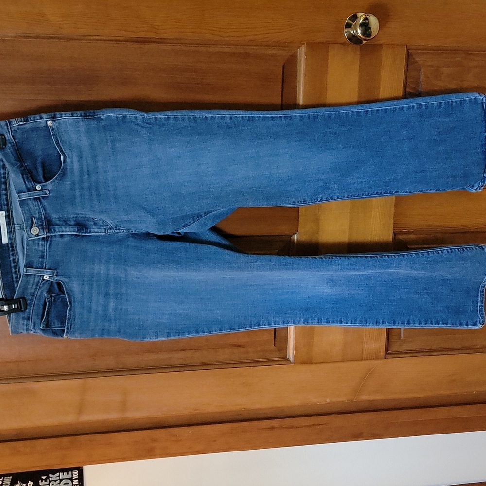 Levi's 32